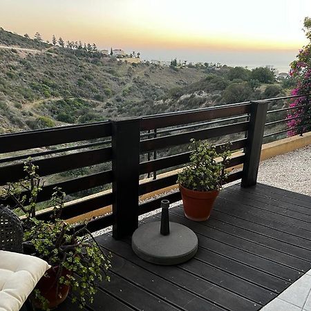 Hillview Apartment Peyia Luaran gambar