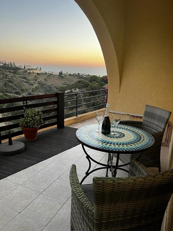 Hillview Apartment Peyia Luaran gambar